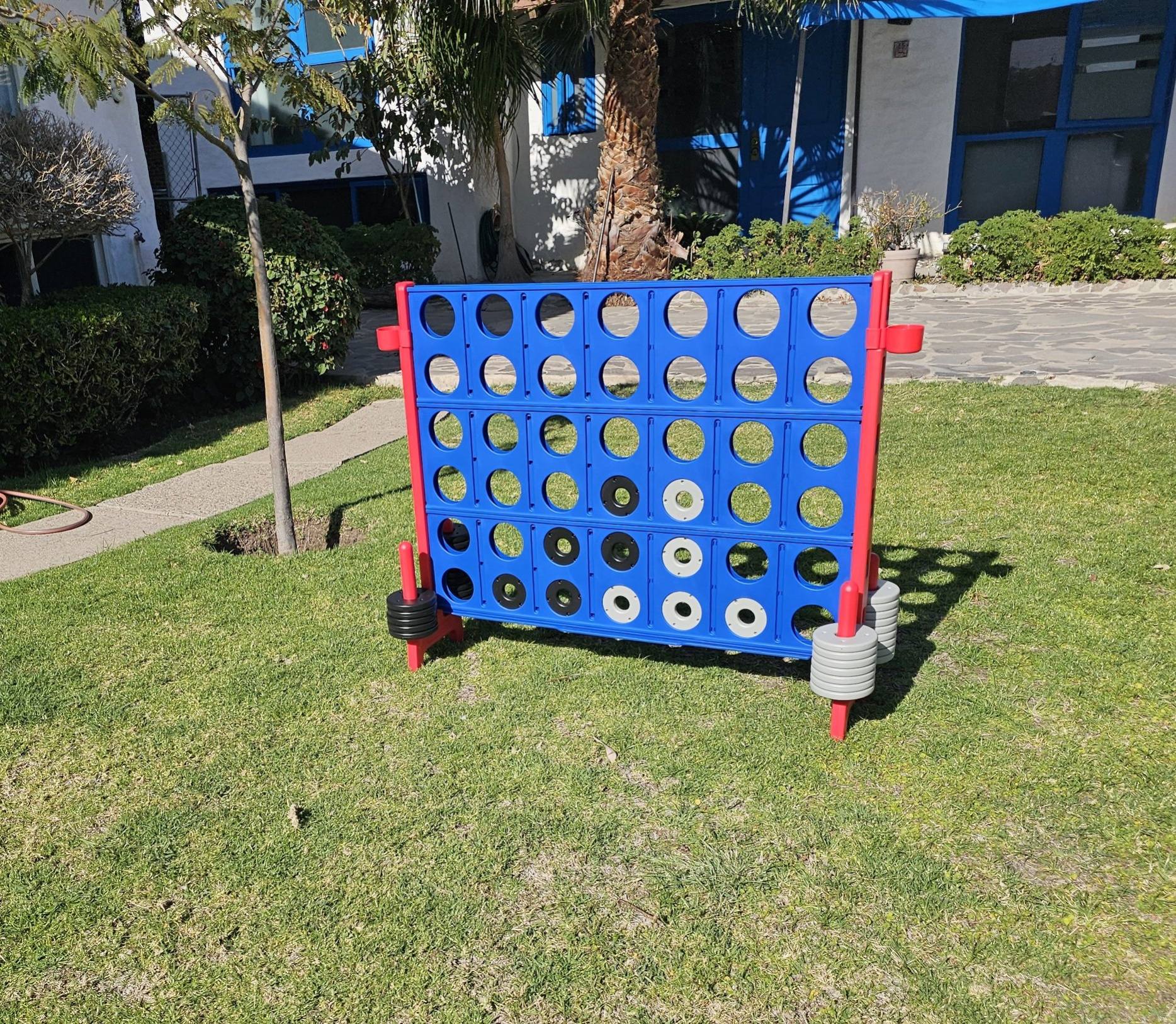 Conecta 4 gigante – juego interactivo para eventos en León, Gto.